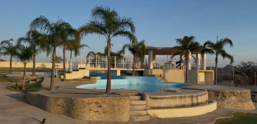Quinta Panoramica en La Cima de Montaña con Vistas a Chapala, Cajititlán y Gdl