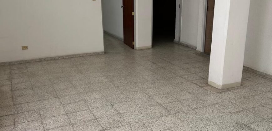 RENTO AMPLIO DEPARTAMENTO PLANTA BAJA DOS RECÁMARAS, COL. LIBERTAD