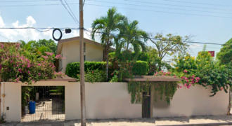 C-1513 / Casa en Venta en Colonia Unidad Nacional, Tampico, Tamps.