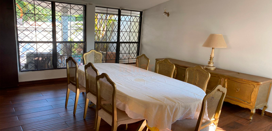 C-1513 / Casa en Venta en Colonia Unidad Nacional, Tampico, Tamps.
