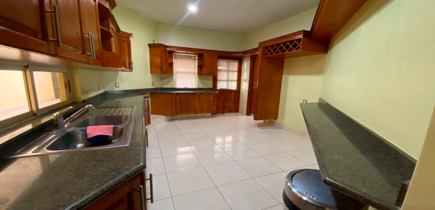 C-1562 / Casa en Venta en Colonia Guadalupe Mainero, Tampico, Tamps.