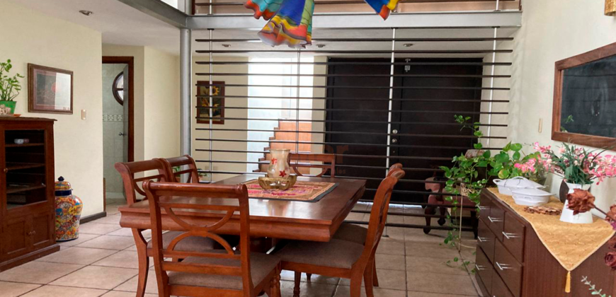 C-1621 / Casa en Venta en Fracc. Haciendas del Rul, Tampico, Tamps.