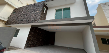 C-1652 / Casa en Venta en Colonia Árbol Grande, Cd. Madero, Tamps.