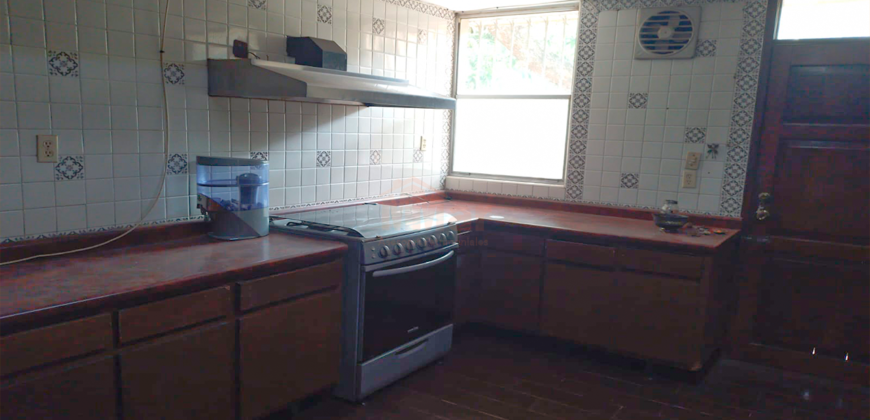 C-1670 / Casa en Venta en Colonia Petrolera, Tampico, Tamps.
