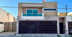 C-1673 / Casa en Venta en Colonia Unidad Nacional, Cd. Madero, Tamps.