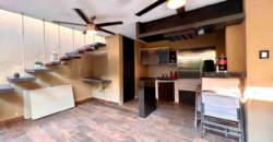 C-1673 / Casa en Venta en Colonia Unidad Nacional, Cd. Madero, Tamps.