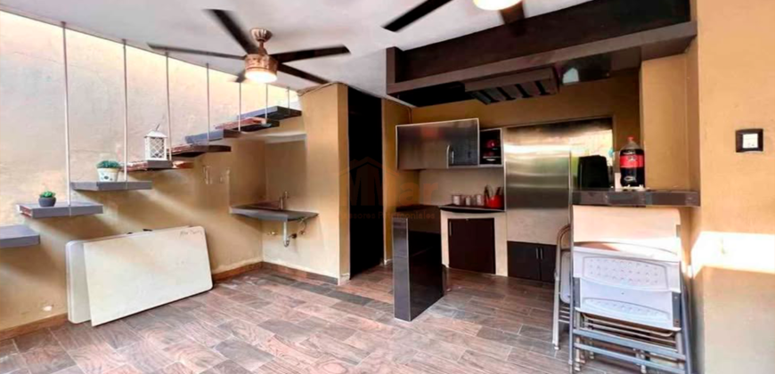 C-1673 / Casa en Venta en Colonia Unidad Nacional, Cd. Madero, Tamps.