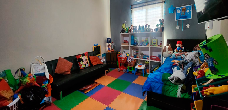 C-1673 / Casa en Venta en Colonia Unidad Nacional, Cd. Madero, Tamps.