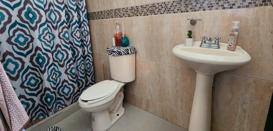 C-1673 / Casa en Venta en Colonia Unidad Nacional, Cd. Madero, Tamps.