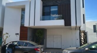 Preciosa Residencia en Venta al norponiente de Ags.