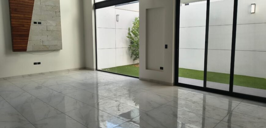 Preciosa Residencia en Venta al norponiente de Ags.