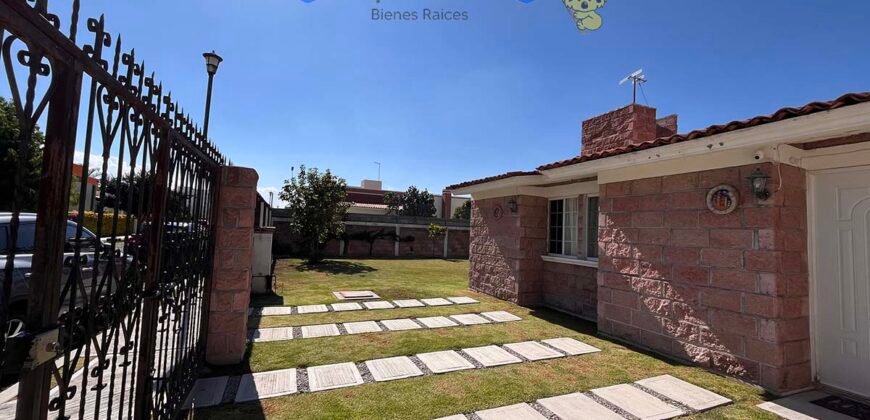 Casa con bungalow en venta en haciendas de Tequisquiapan