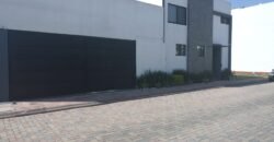 VENTA DE RESIDENCIA AMUEBLADA Y EQUIPADA EN RESIDENCIAL PRIVADO