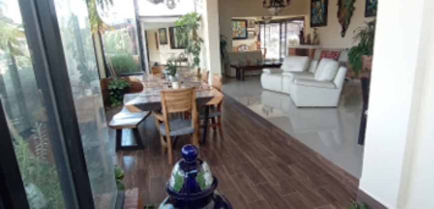 PRECIOSA FINCA EN VENTA A SOLO 10 MIN. DE CENTRO CÍVICO DE QUERÉTARO