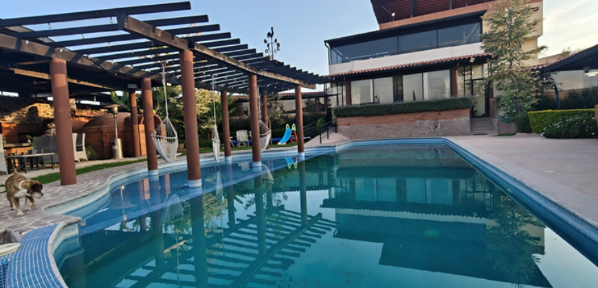 PRECIOSA FINCA EN VENTA A SOLO 10 MIN. DE CENTRO CÍVICO DE QUERÉTARO