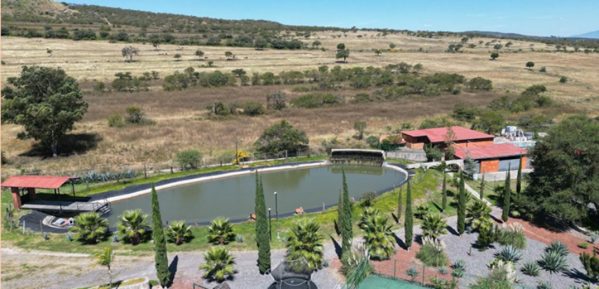 PRECIOSA FINCA EN VENTA A SOLO 10 MIN. DE CENTRO CÍVICO DE QUERÉTARO