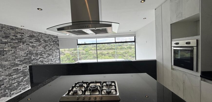 PRECIOSA CASA EN VENTA EN GRAND PRESERVE