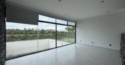 PRECIOSA CASA EN VENTA EN GRAND PRESERVE